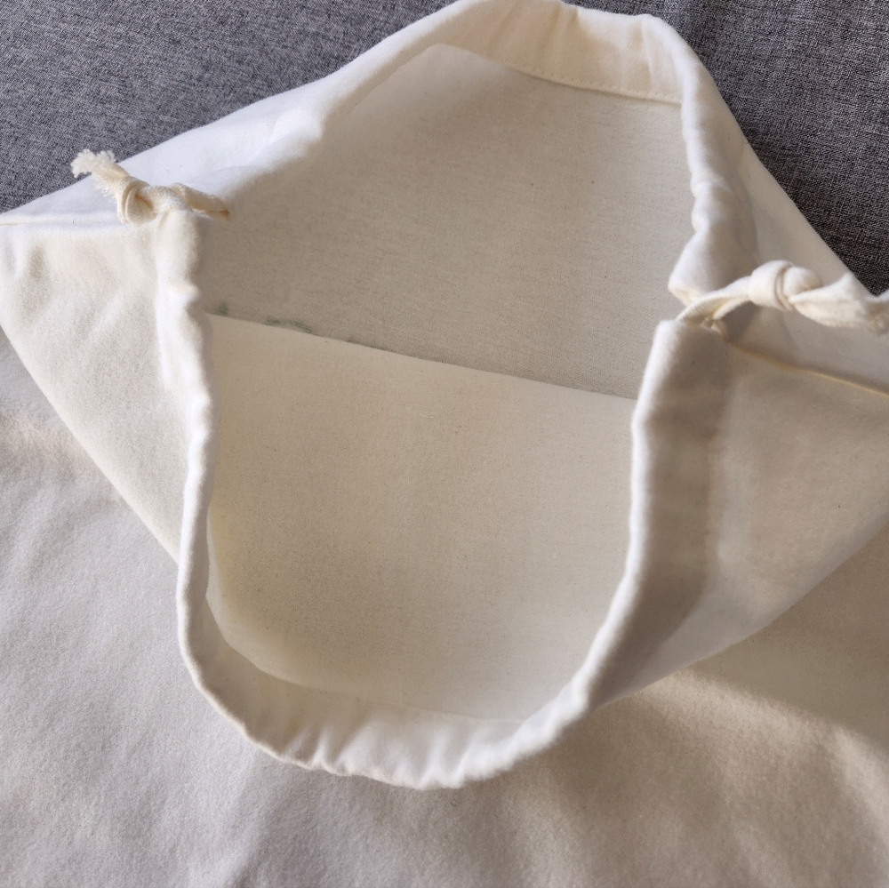 Bottega Veneta Dust Bag with Green Logo - Picture 6 of 8